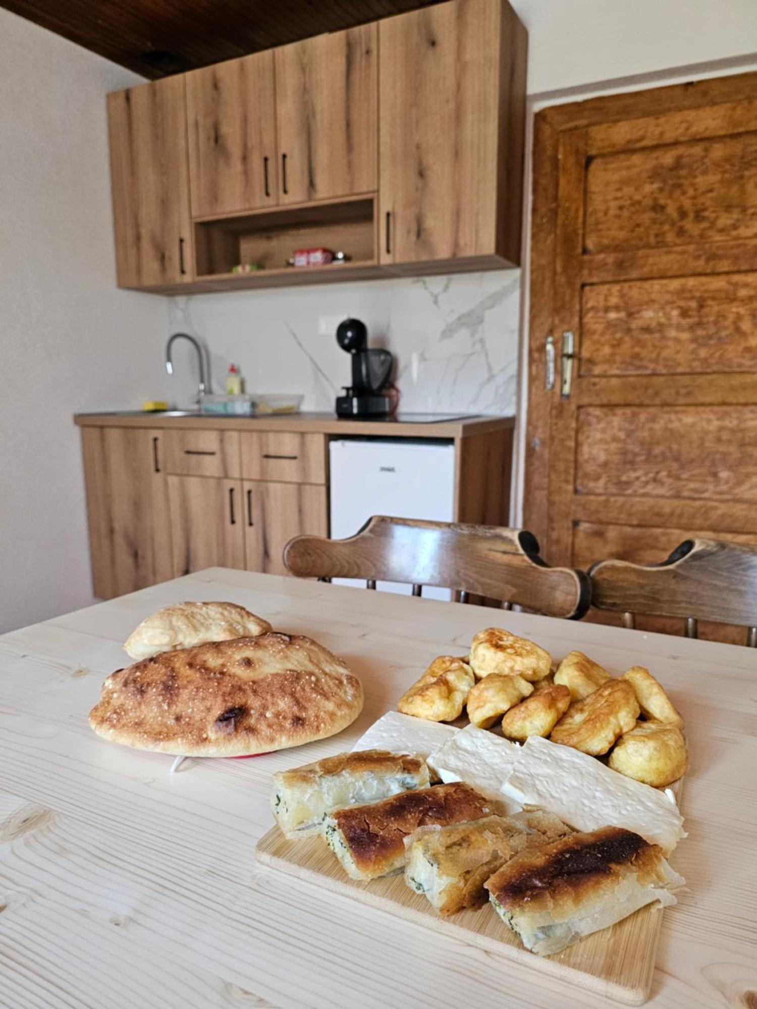 מויקובאץ Traditional House Srna מראה חיצוני תמונה